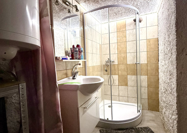 Záhradná chata na slnečnom pozemku v top lokalite