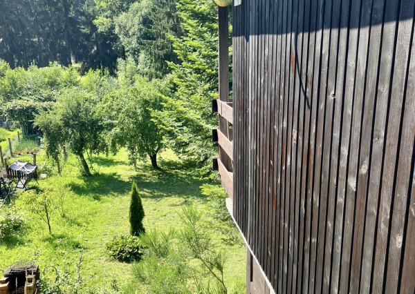 Útulná záhradná chatka s udržiavanou záhradou vo Zvolene