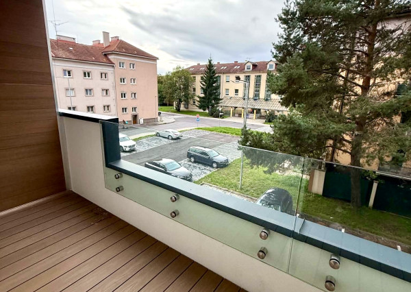 Moderný 1i byt v centre Zvolena s parkovaním v garáži