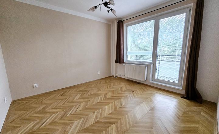 REZERVOVANÝ - Priestranný 3i byt vo vyhľadávanej lokalite - fotografia 9
