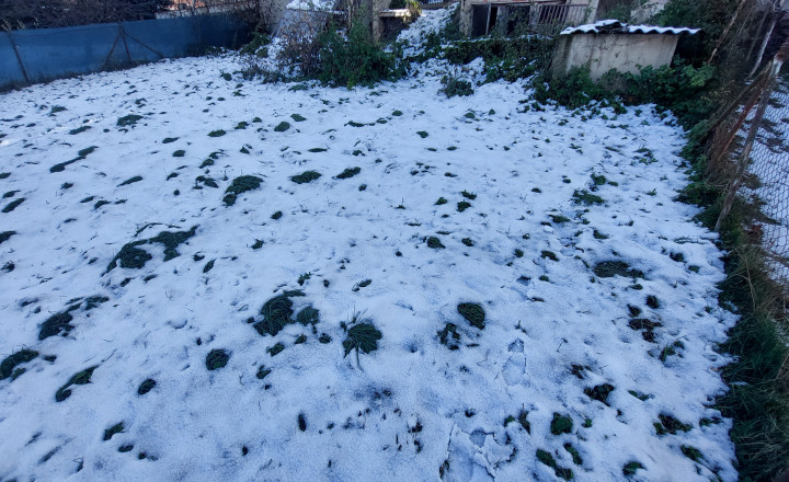 Pozemok s možnosťou výstavby - fotografia 5