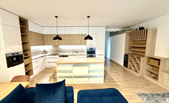Štýlový 3-izbový byt s terasou, jacuzzi a parkovaním - fotografia 11