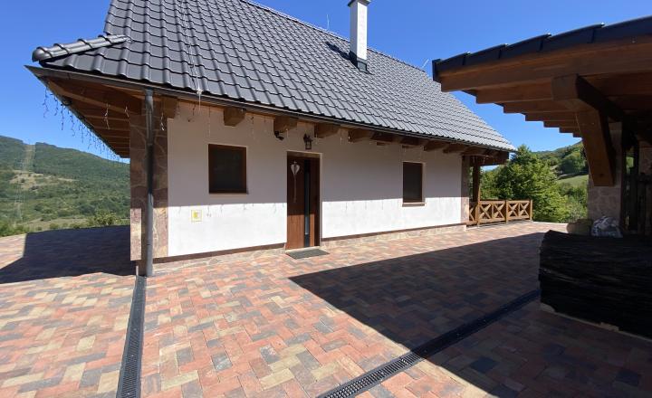 Stavebný pozemok s projektom na výstavbu chaty- Kostivrch - fotografia 18