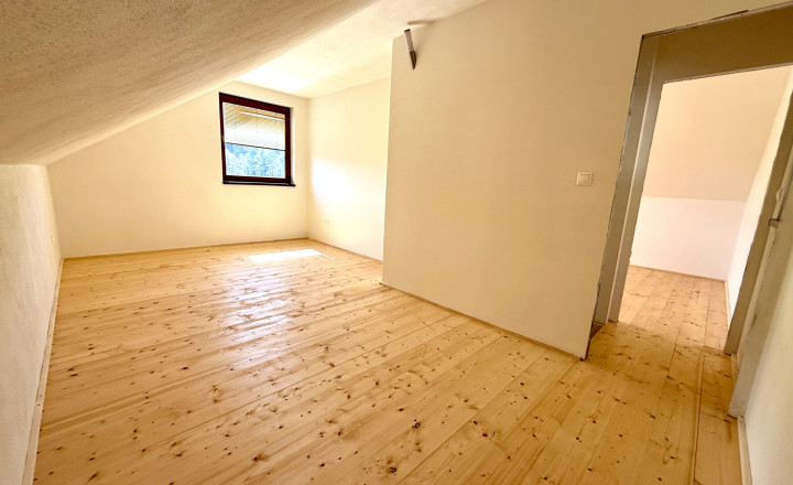 EXKLUZÍVNY REKREAČNÝ DOM NA PREDAJ - fotografia 16