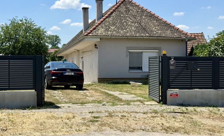 Veľký pozemok, nekonečné možnosti využitia - dom v Modranoch - fotografia 24