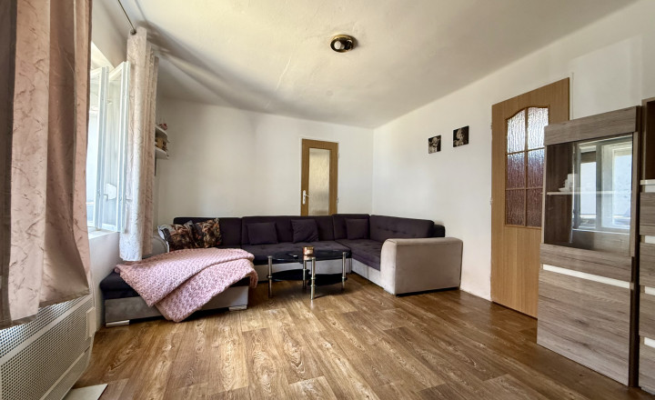 Veľký pozemok, nekonečné možnosti využitia - dom v Modranoch - fotografia 9