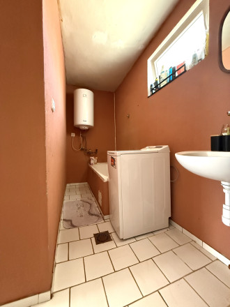 Veľký pozemok, nekonečné možnosti využitia - dom v Modranoch - fotografia 16