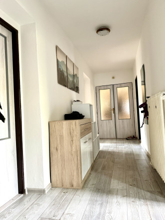 Veľkorysý rodinný dom s pozemkom 1 345 m² - fotografia 5