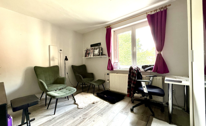 Veľkorysý rodinný dom s pozemkom 1 345 m² - fotografia 14
