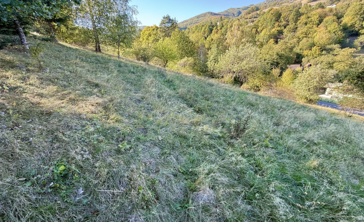 Pozemok s krásnym výhľadom v  Novej Bani - fotografia 5