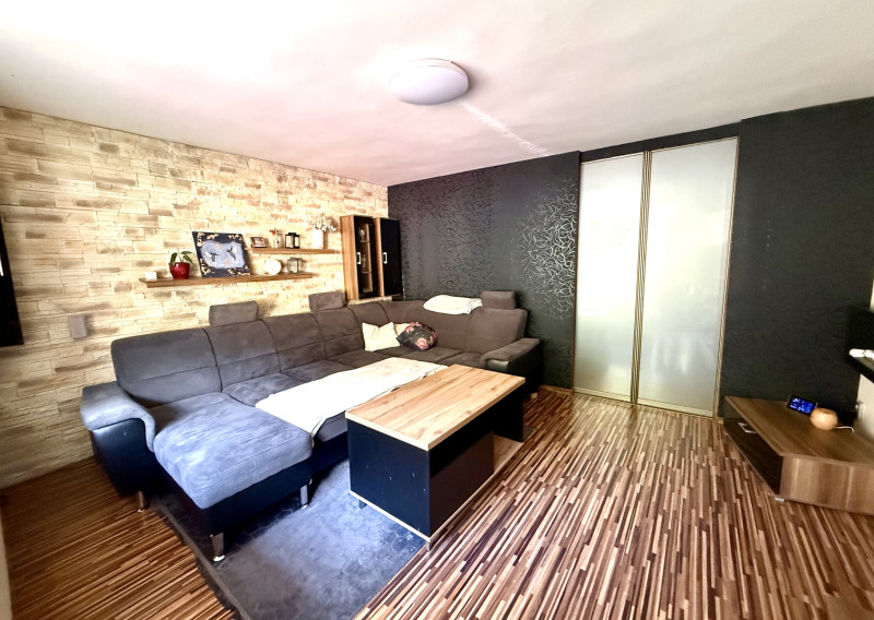 Veľkorysý rodinný dom s pozemkom 1 345 m²
