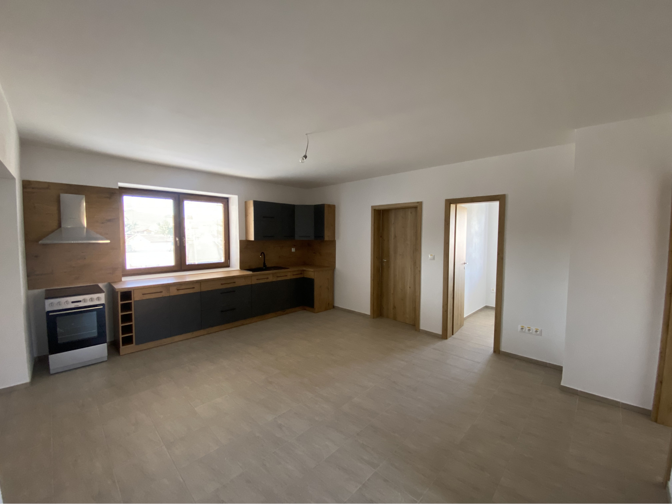 Priestranný, nový 3i byt vo Veľkej Lehote