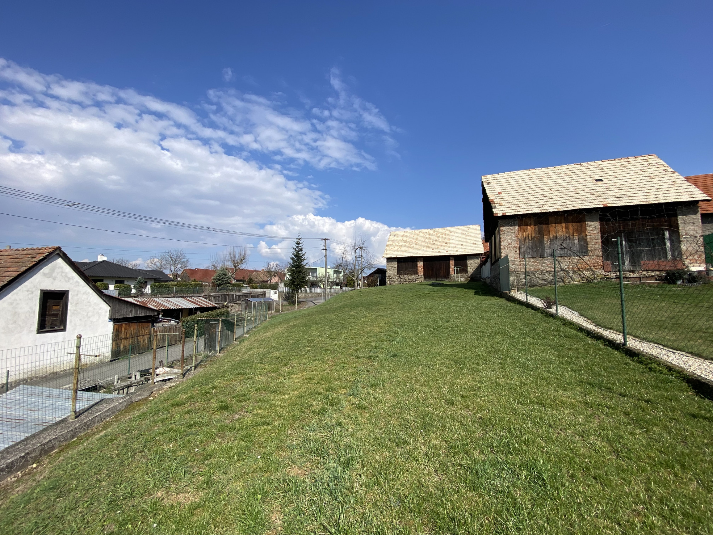 Pozemok v Ladomerskej Vieske