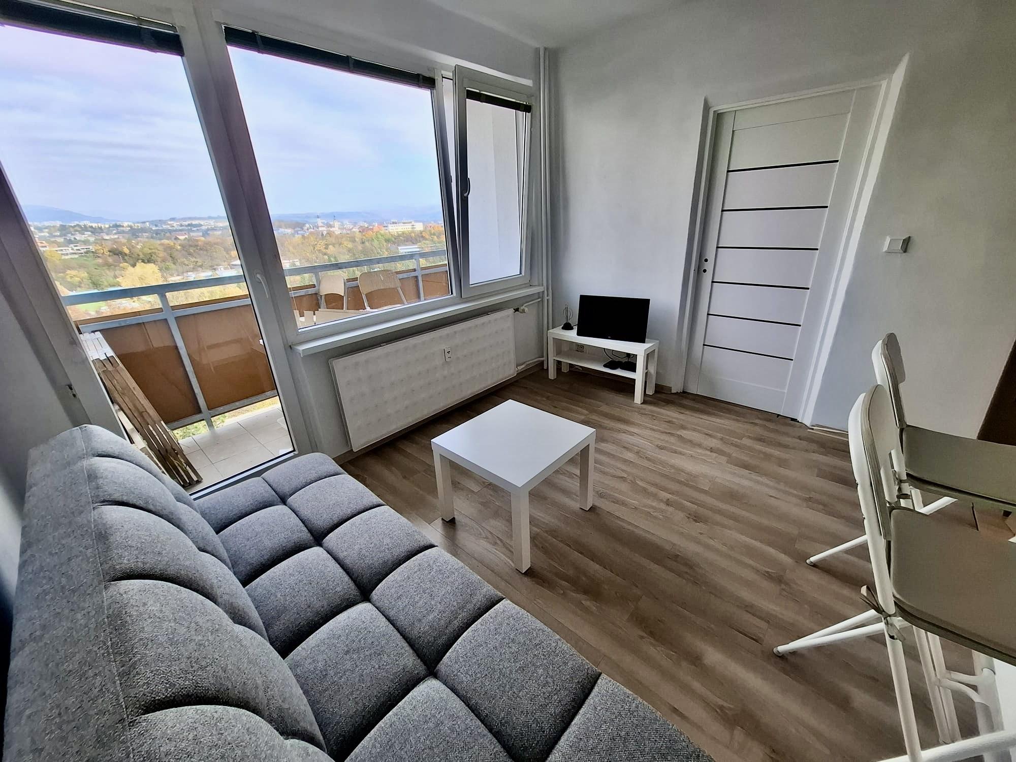 REZERVOVANÝ - Na predaj štýlový 1-i byt prerobený na 2-i v TOP lokalite