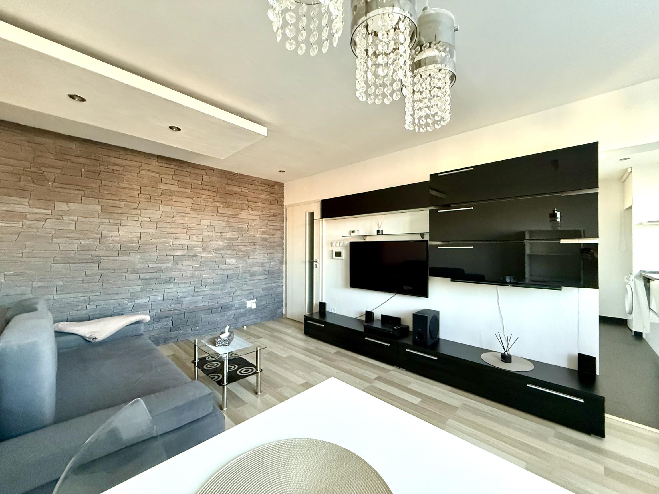 Na predaj: 2-i byt po kompletnej rekonštrukcii – Uhlisko